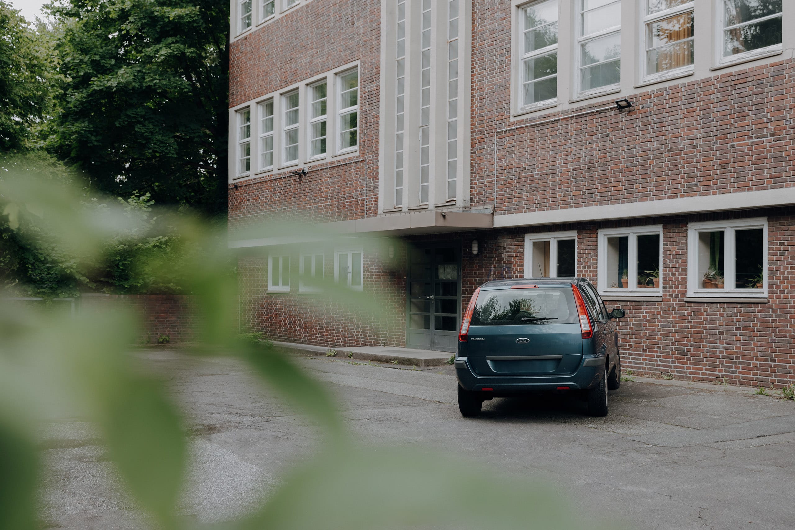 Foto der Parkplaetze vor dem Klub Studio